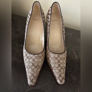 Coach Women's Tan Patterned Heels